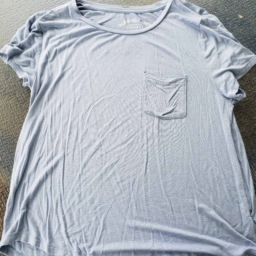 Aeropostal Women's Large, Soft T-shirt